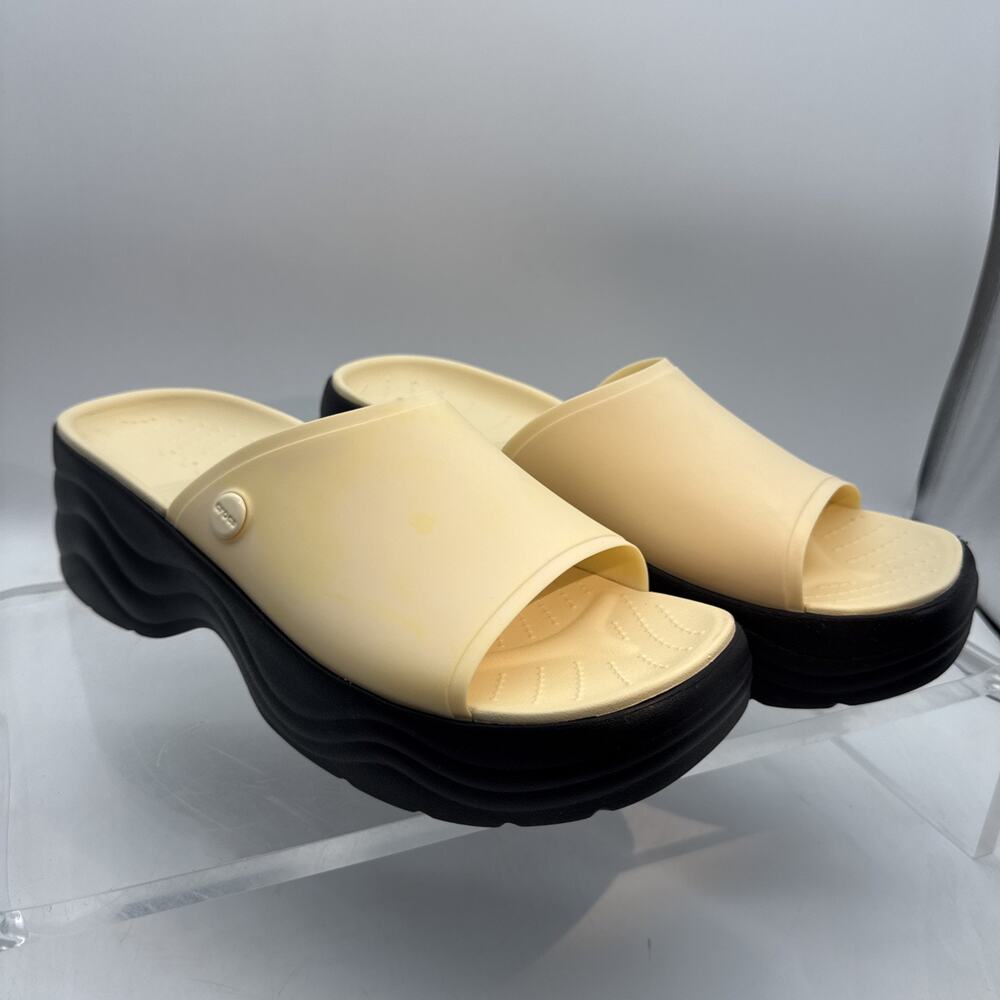 Crocs Shoes Sandals Women Sz 10 Brooklyn Low Wedge Platform Slides Bone Cream⬇️
